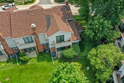 1012 Sussex Drive, Northbrook, IL 60062