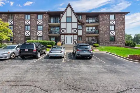 10532 Ridge Cove Drive, Chicago Ridge, IL 60415