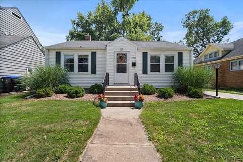 518 S Florence Avenue, Bloomington, IL 61701
