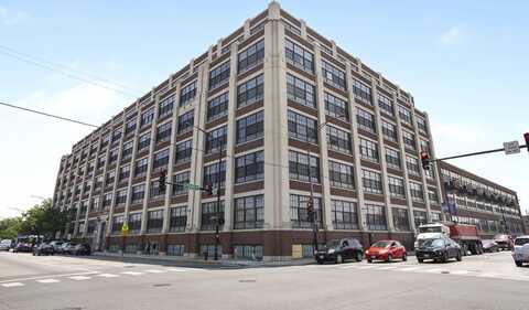 3963 W Belmont Avenue, Chicago, IL 60618