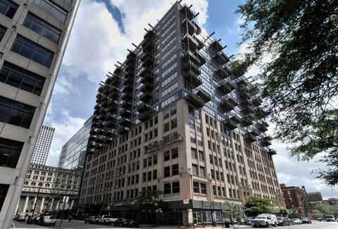 565 W QUINCY Street, Chicago, IL 60661