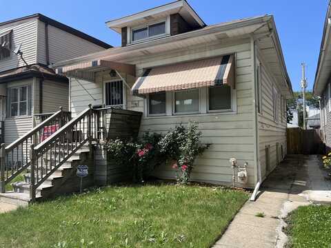 5148 W Melrose Street, Chicago, IL 60641