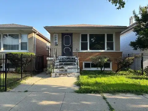 5013 W Bloomingdale Avenue, Chicago, IL 60639