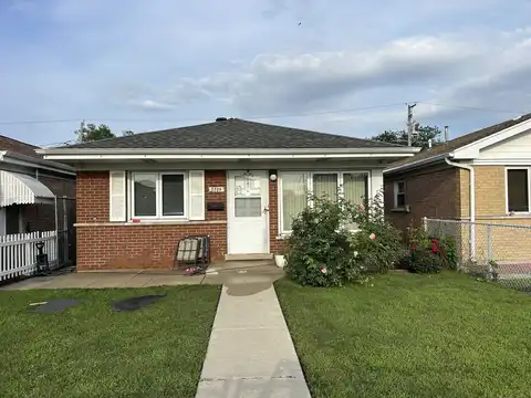 7729 Central Avenue, Burbank, IL 60459