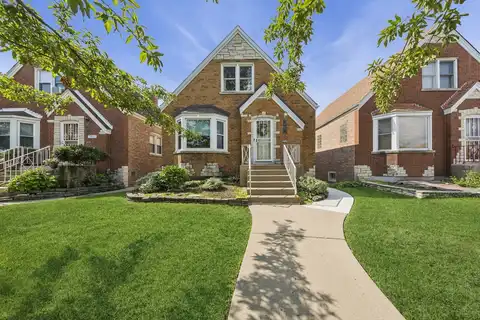 5915 W Henderson Street, Chicago, IL 60634