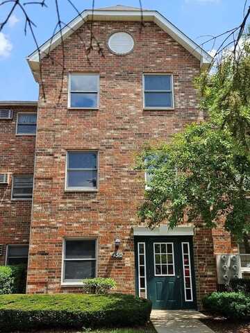 4312 W Shamrock Lane, McHenry, IL 60050