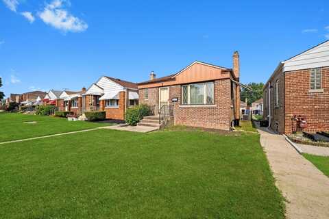 5551 S Kenneth Avenue, Chicago, IL 60629