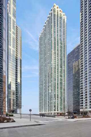 195 N Harbor Drive, Chicago, IL 60601
