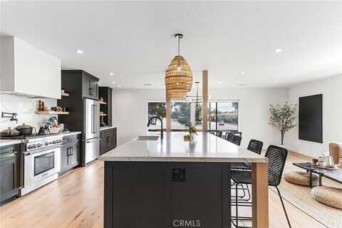 5681 East Colorado Street, Long Beach, CA 90814