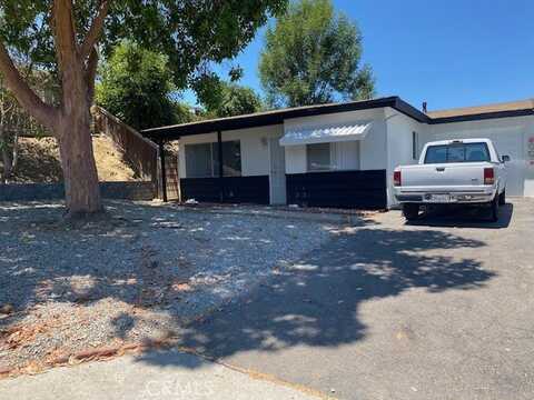 205 Hollenbeck Road, San Marcos, CA 92069