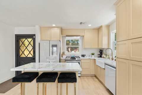 1456 N 9th Street, Colton, CA 92324