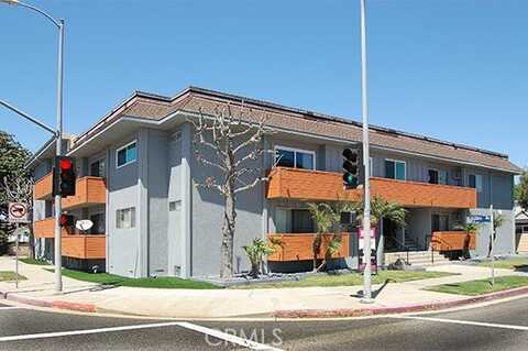 11825 National Boulevard, Los Angeles, CA 90064
