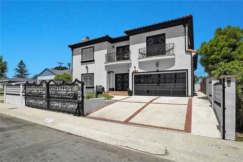 8906 Yorktown Avenue, Los Angeles, CA 90045
