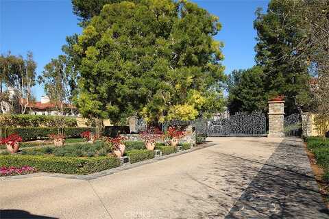 16 Teramo Court, Newport Coast, CA 92657