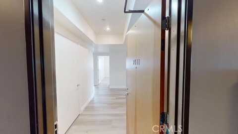 1176 Wellesley Avenue, Los Angeles, CA 90049