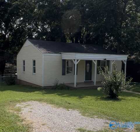 207 Richmond Drive, Huntsville, AL 35811