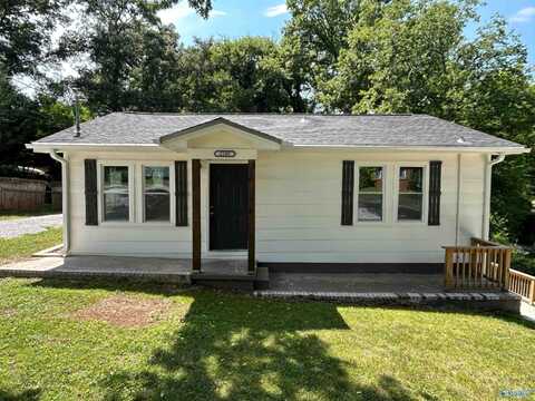 2209 Hill Street NW, Huntsville, AL 35810