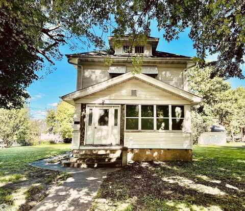 403 N 11th ST, Northwood, IA 50459