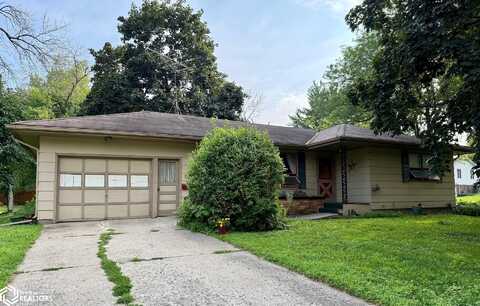 746 W M Street, Forest City, IA 50436