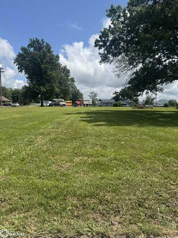 1705 S 19Th Street, Centerville, IA 52544