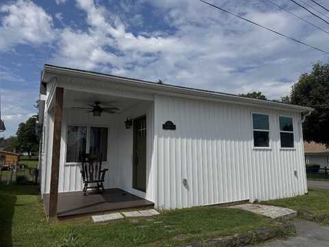 301 High Street, Barrackville, WV 26559
