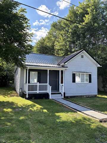 121 Hoff Street, Belington, WV 26250