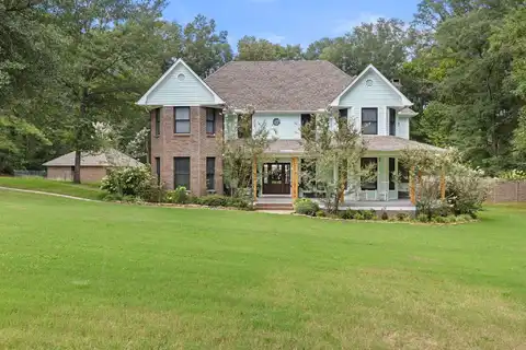 2386 Edgemont Circle, Tupelo, MS 38804