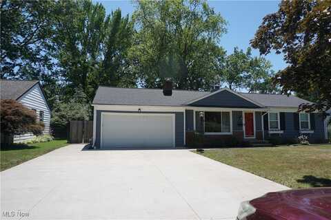 8488 Hallnorth Drive, Mentor, OH 44060
