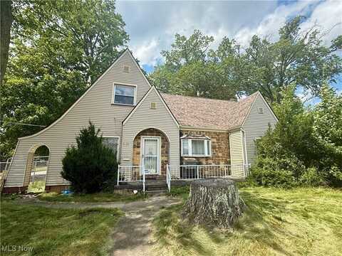 3724 Hillman Street, Youngstown, OH 44507