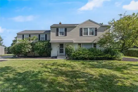 24735 Penshurst Drive, Beachwood, OH 44122