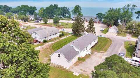 3753 Edgewater Drive, Vermilion, OH 44089