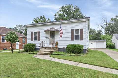 4181 W 223rd Street, Fairview Park, OH 44126
