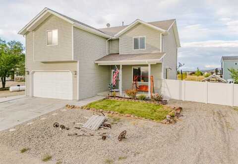 470 Lawndale Dr, Spring Creek, NV 89815