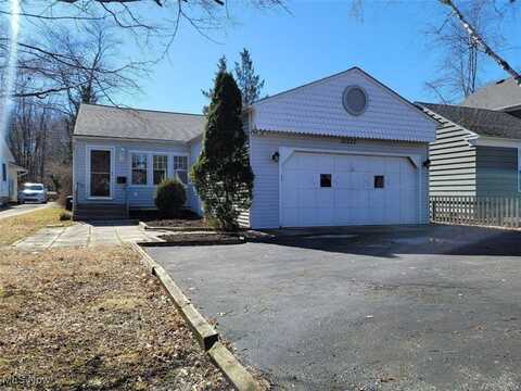 31337 Lake Road, Bay Village, OH 44140