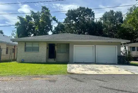 134 Barton Place, Breaux Bridge, LA 70517
