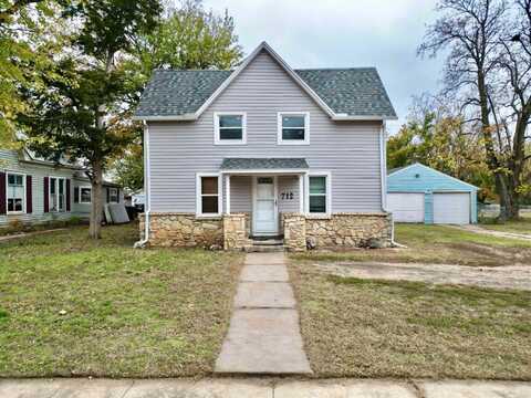 712 South C St, Arkansas City, KS 67005
