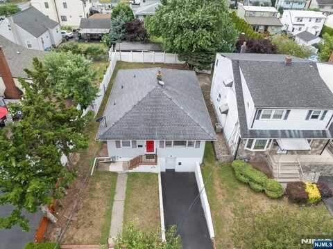 32 Pasadena Avenue, Lodi, NJ 07644