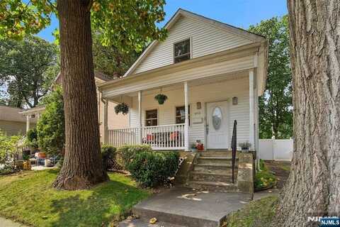 493 W Anderson Street, Hackensack, NJ 07601