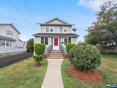 14 Magnolia Street, Bergenfield, NJ 07621