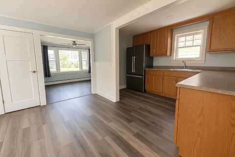 73 Portland Avenue, Dover, NH 03820