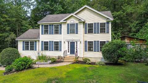 82 Maplewold Road, Weare, NH 03281