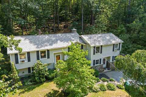 1097 River Road, Weare, NH 03281