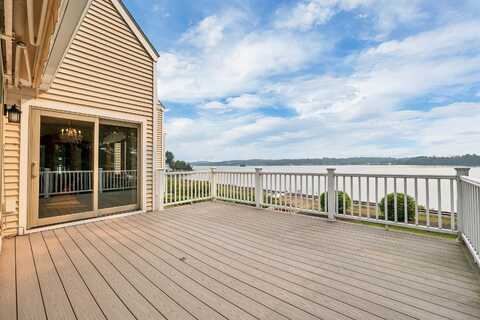 84 Starboard Way, Laconia, NH 03246