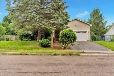 8 Pine Grove Terrace, Winooski, VT 05404