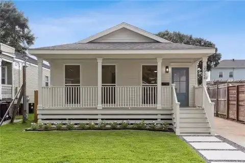 3024 HOLLYGROVE Street, New Orleans, LA 70118