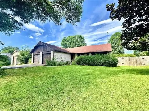 1202 S Ross Avenue, Tahlequah, OK 74464