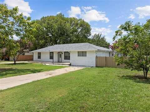1104 Veterans Avenue, Marietta, OK 73448