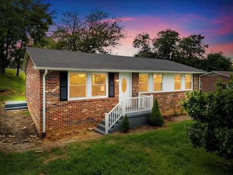 2305 ELMWOOD Street, Radford, VA 24141