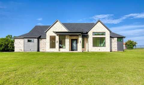 1376 Shadow Lakes Drive, Wills Point, TX 75169