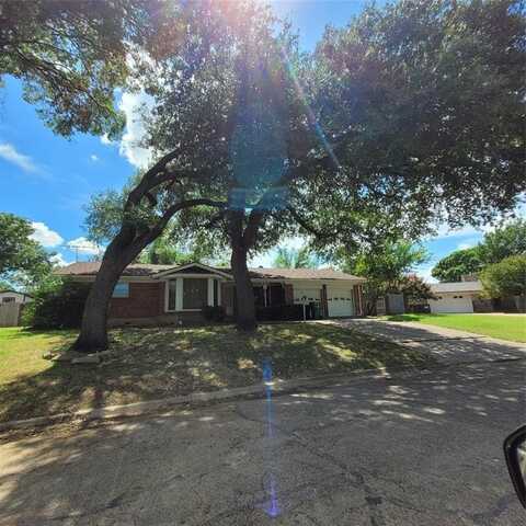 4629 Biscayne Drive, Haltom City, TX 76117